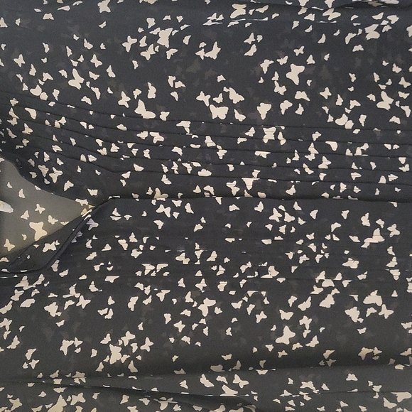 EUC, LC Lauren Conrad Butterfly Blouse, S, Black/white color - Picture 7 of 12